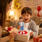 Figura cabezona personalizada de niño a partir de una foto con base de corazón de amor