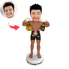 Muñeco de boxeo personalizado con cinturón dorado