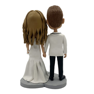 Cabezudo de boda personalizado con ropa blanca