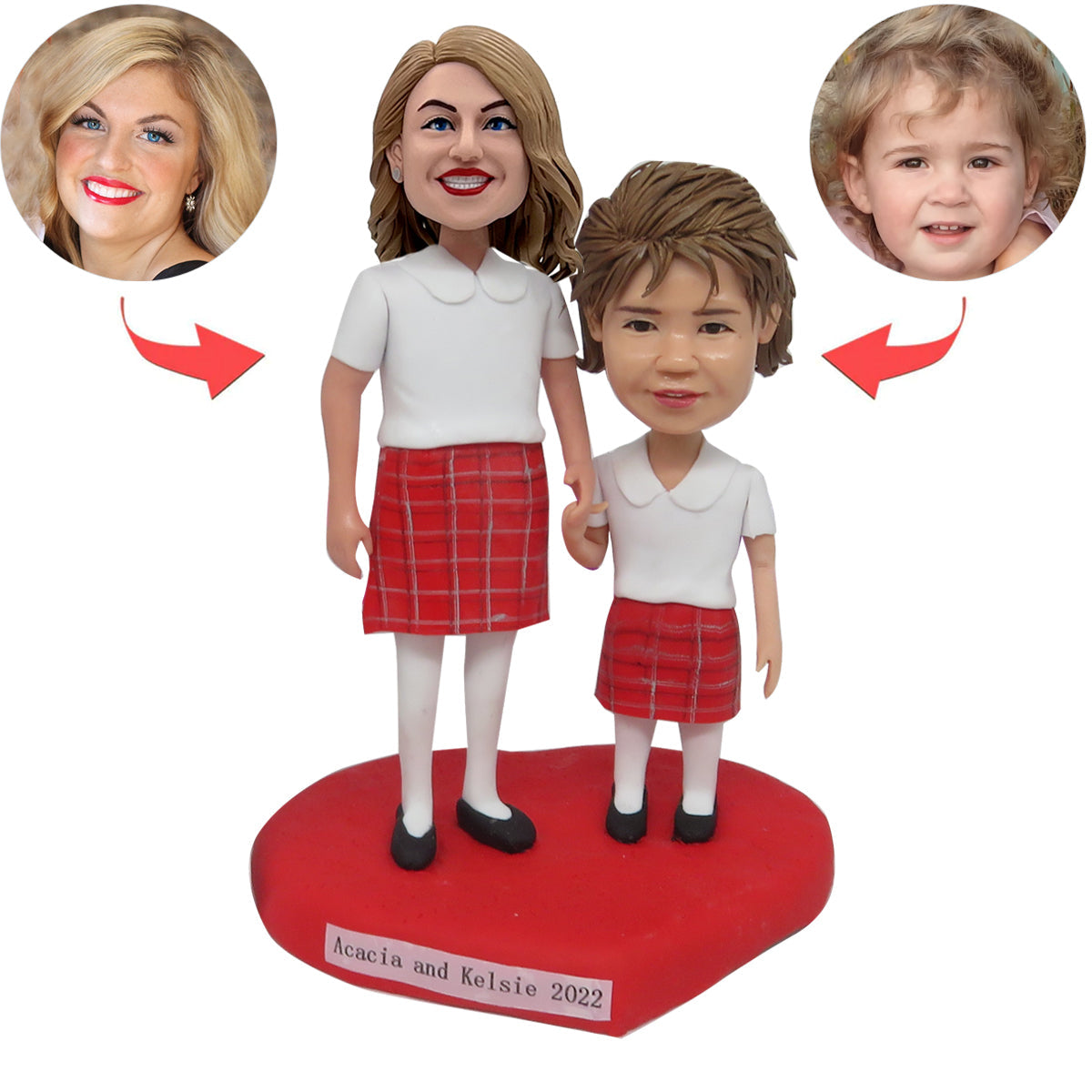 Cabezudo personalizado de mamá e hijo con camiseta blanca