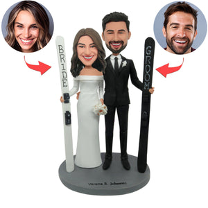 Cabezudo personalizado de pareja de novios con patineta