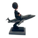 Muñeco Hombre Personalizado con Modelo de Avión