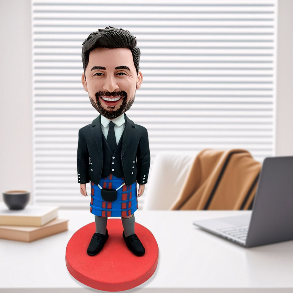Cabezudo personalizado con diseño de falda escocesa y tartán