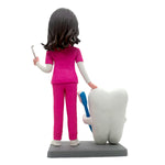 Figura de dentista personalizada con diente