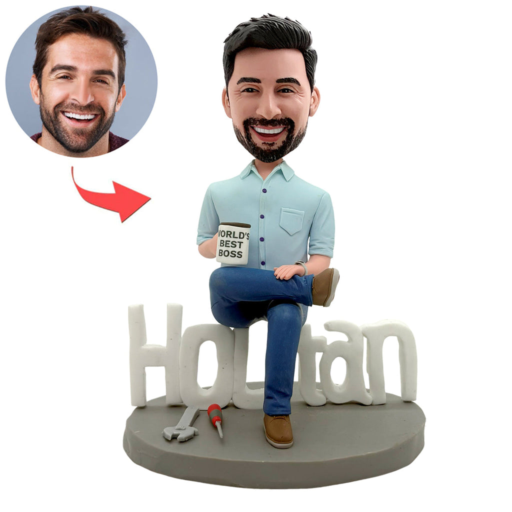 Figura cabezona personalizada con taza "El mejor jefe del mundo"