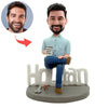 Figura cabezona personalizada con taza "El mejor jefe del mundo"