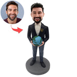 Figura personalizada de negocios con globo terráqueo