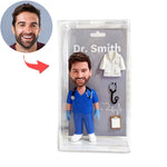 Caja de juguetes con figura de acción de médico personalizada