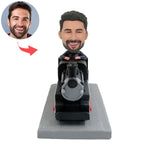 Figura cabezona personalizada de maquinista de tren a partir de una foto.