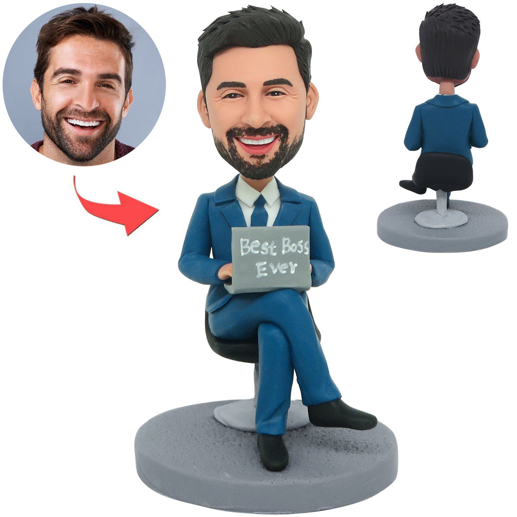 Jefe masculino trabajando con computadora Cabezudo personalizado
