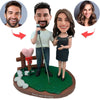 Pareja personalizada cantando Cabezudos
